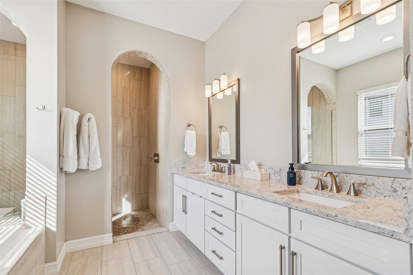 CORDOBA RANCH - Residential