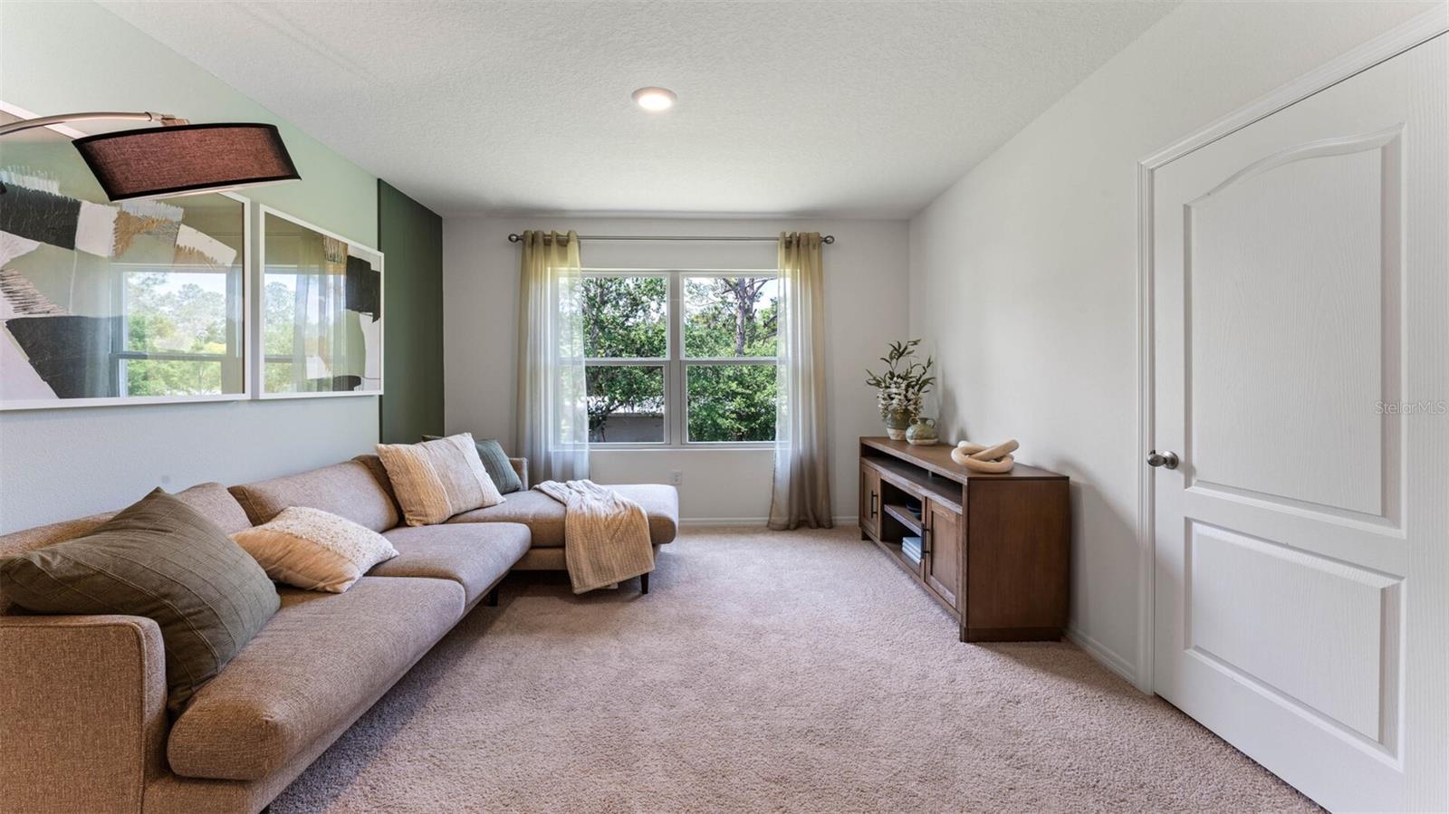 OAK LEAF PRESERVE - Residential