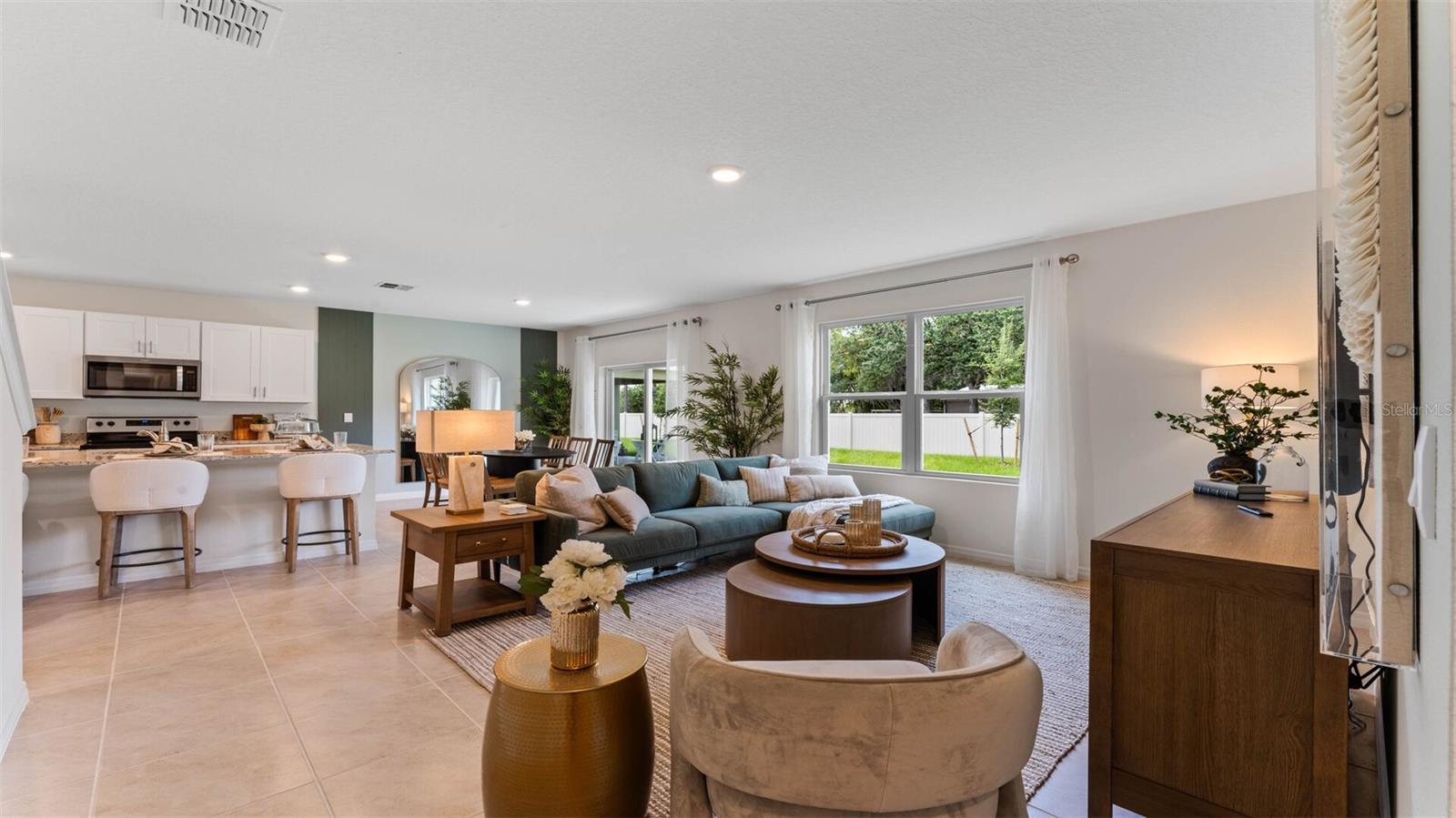 OAK LEAF PRESERVE - Residential