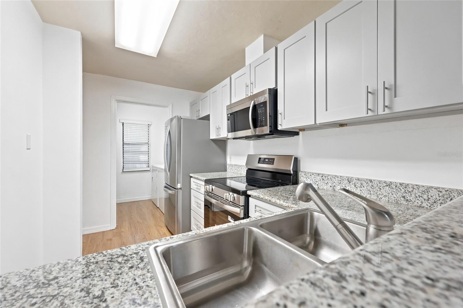 3405 NW 52ND TERRACE