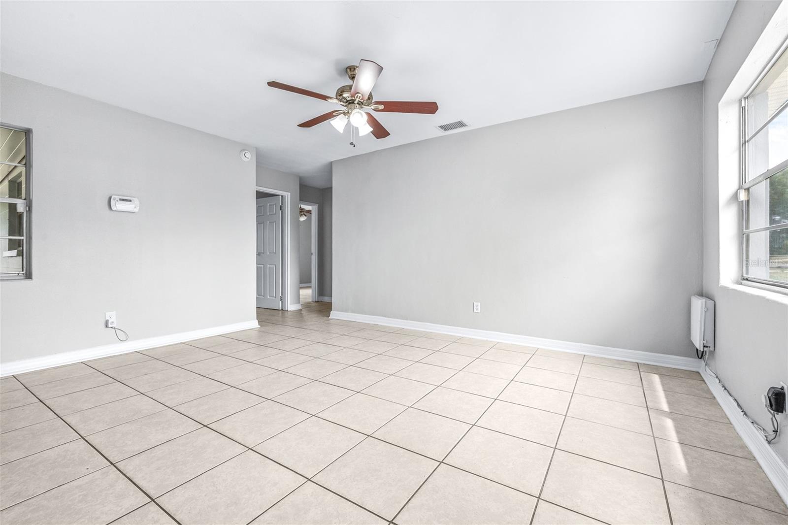 ROYAL OAK MANOR - Residential