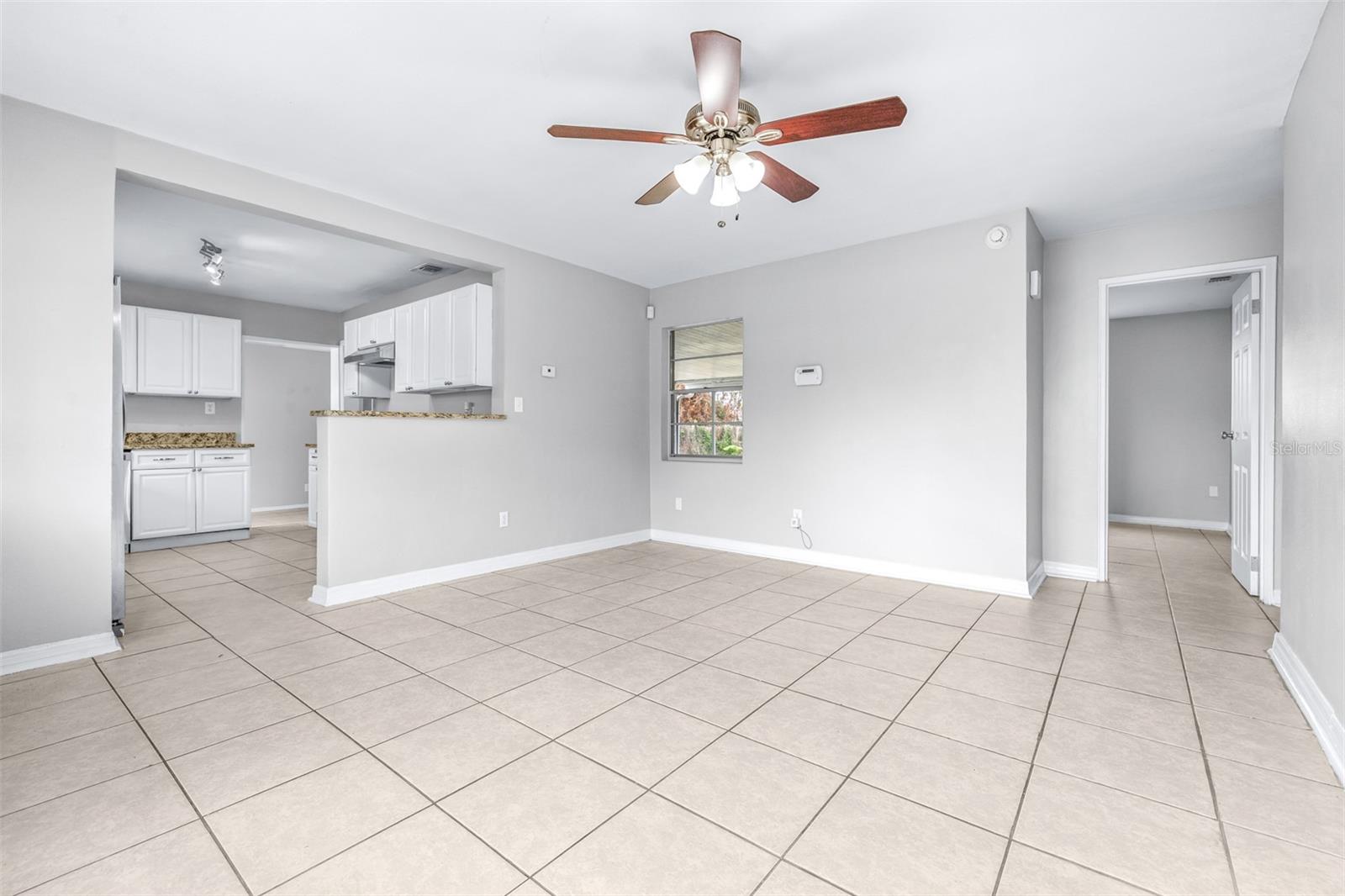 ROYAL OAK MANOR - Residential