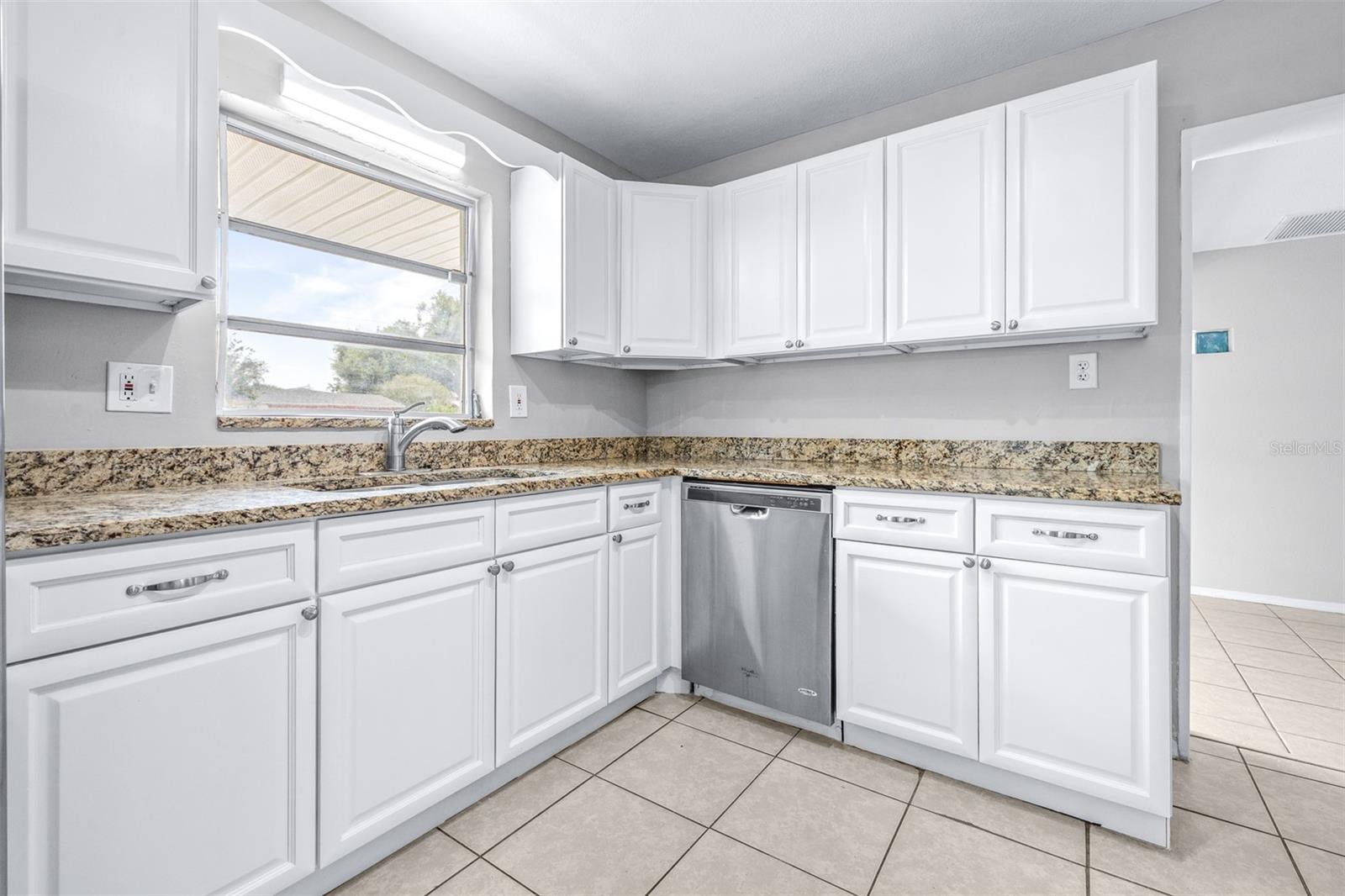 ROYAL OAK MANOR - Residential