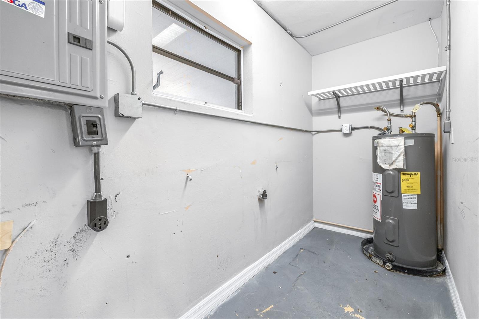 ROYAL OAK MANOR - Residential