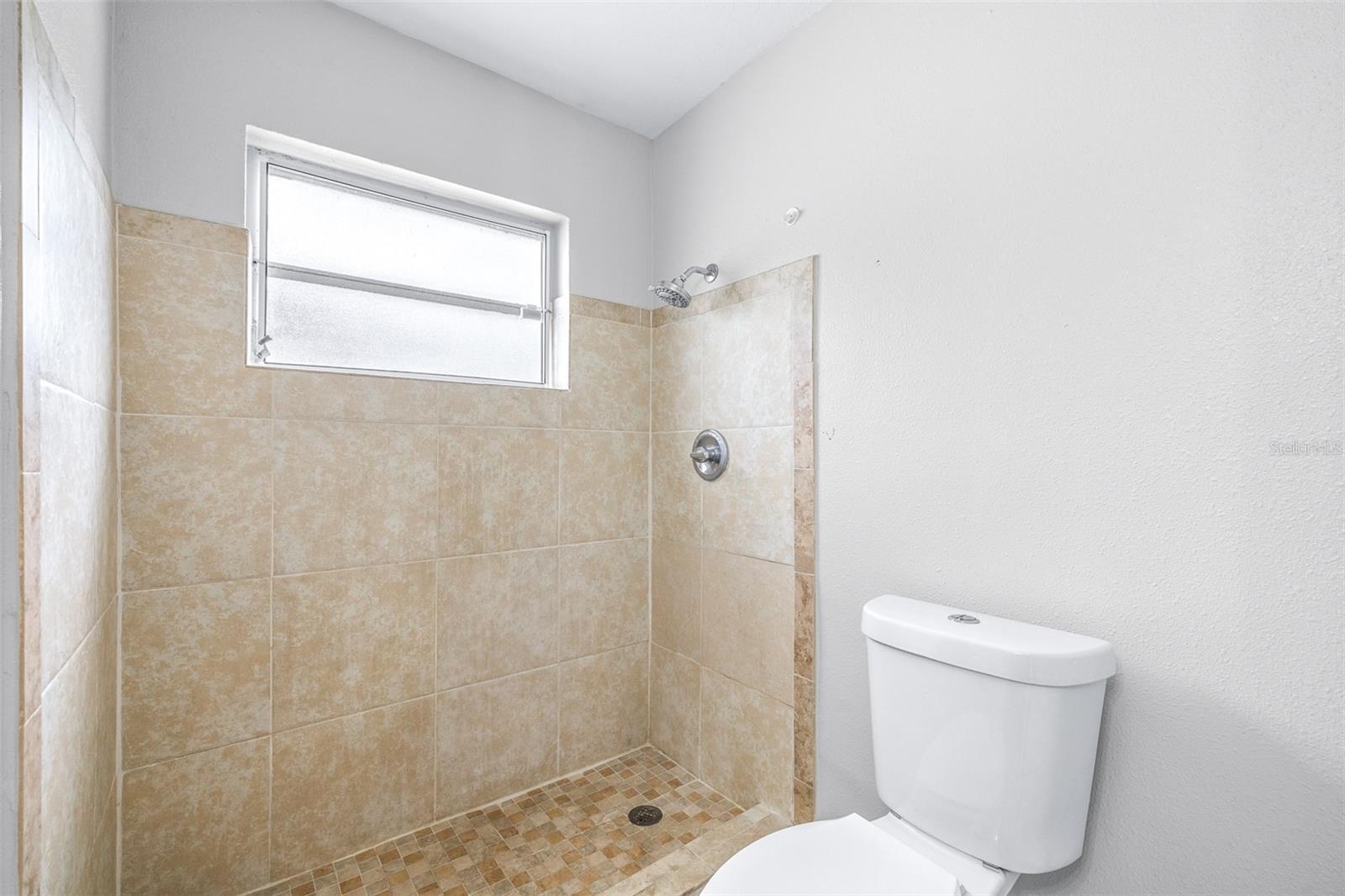 ROYAL OAK MANOR - Residential