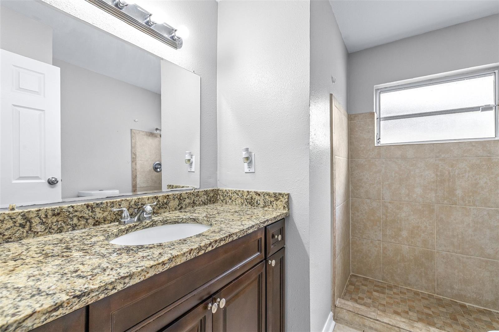 ROYAL OAK MANOR - Residential