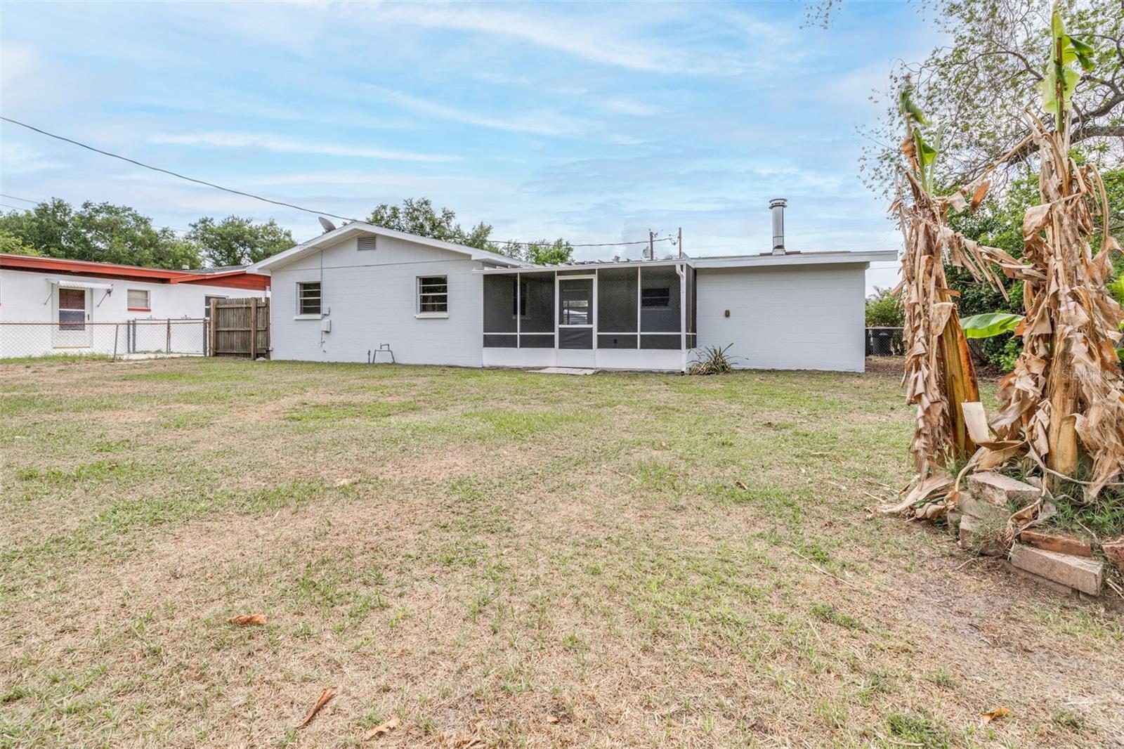 ROYAL OAK MANOR - Residential