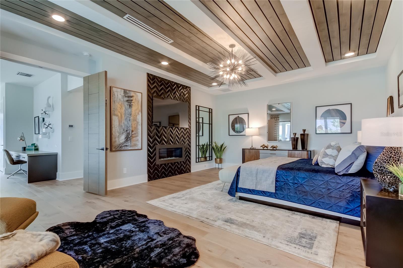 WHITE TROUT LAKE SUB - Residential