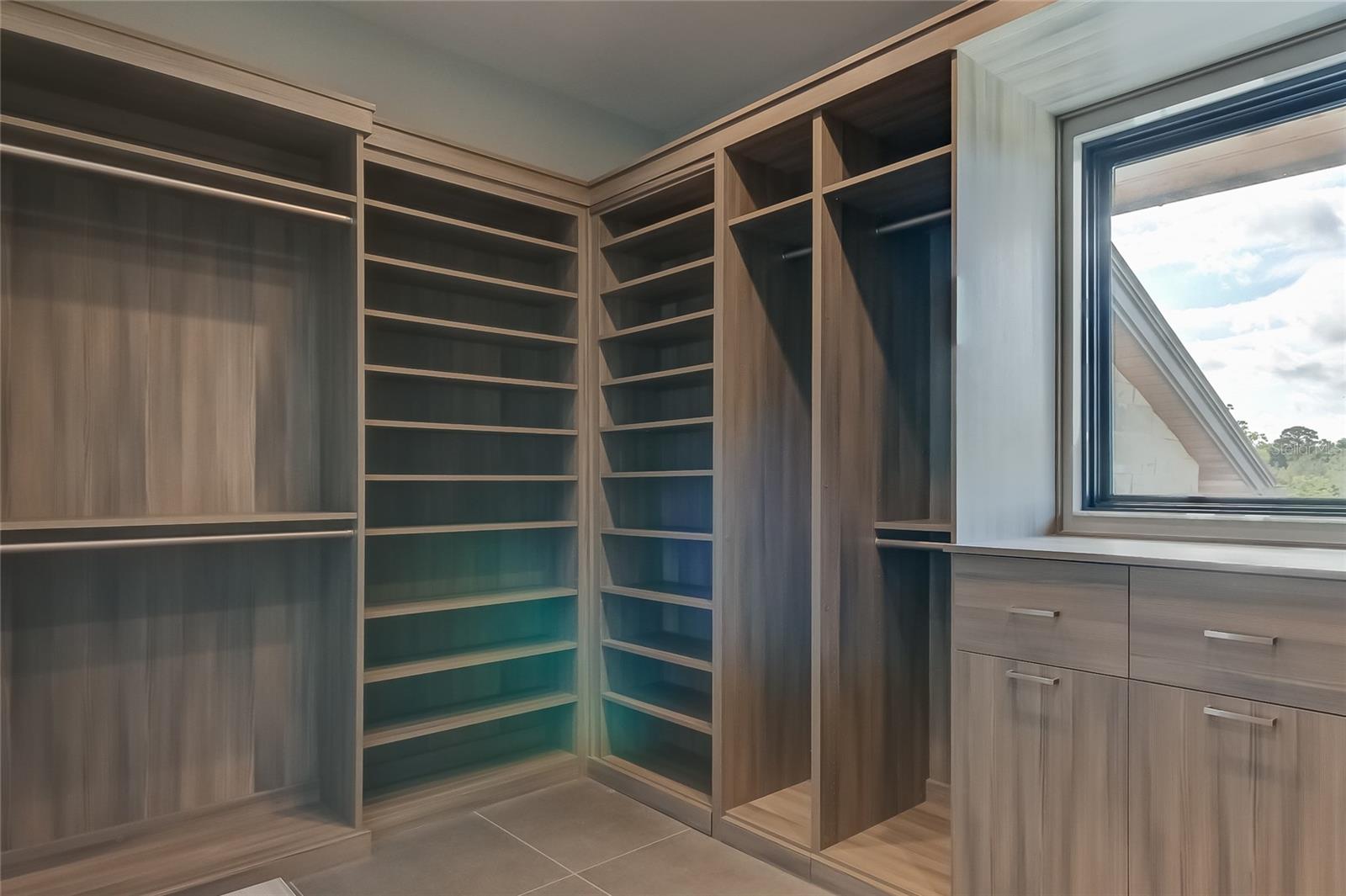 WHITE TROUT LAKE SUB - Residential