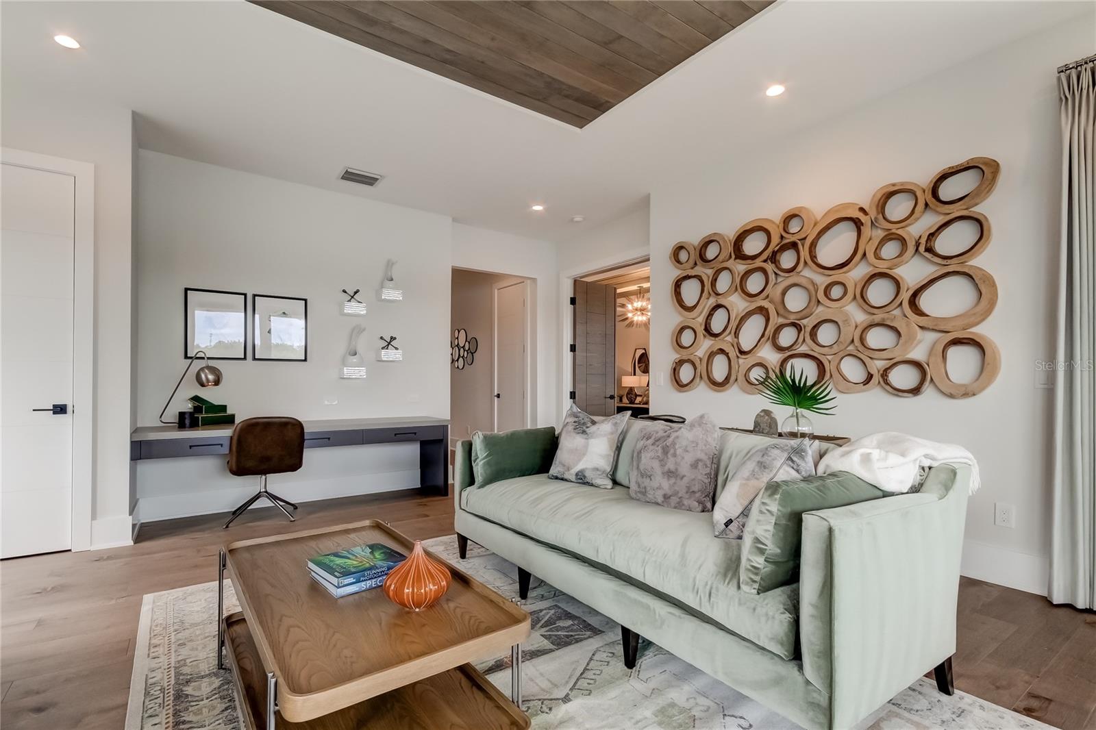 WHITE TROUT LAKE SUB - Residential