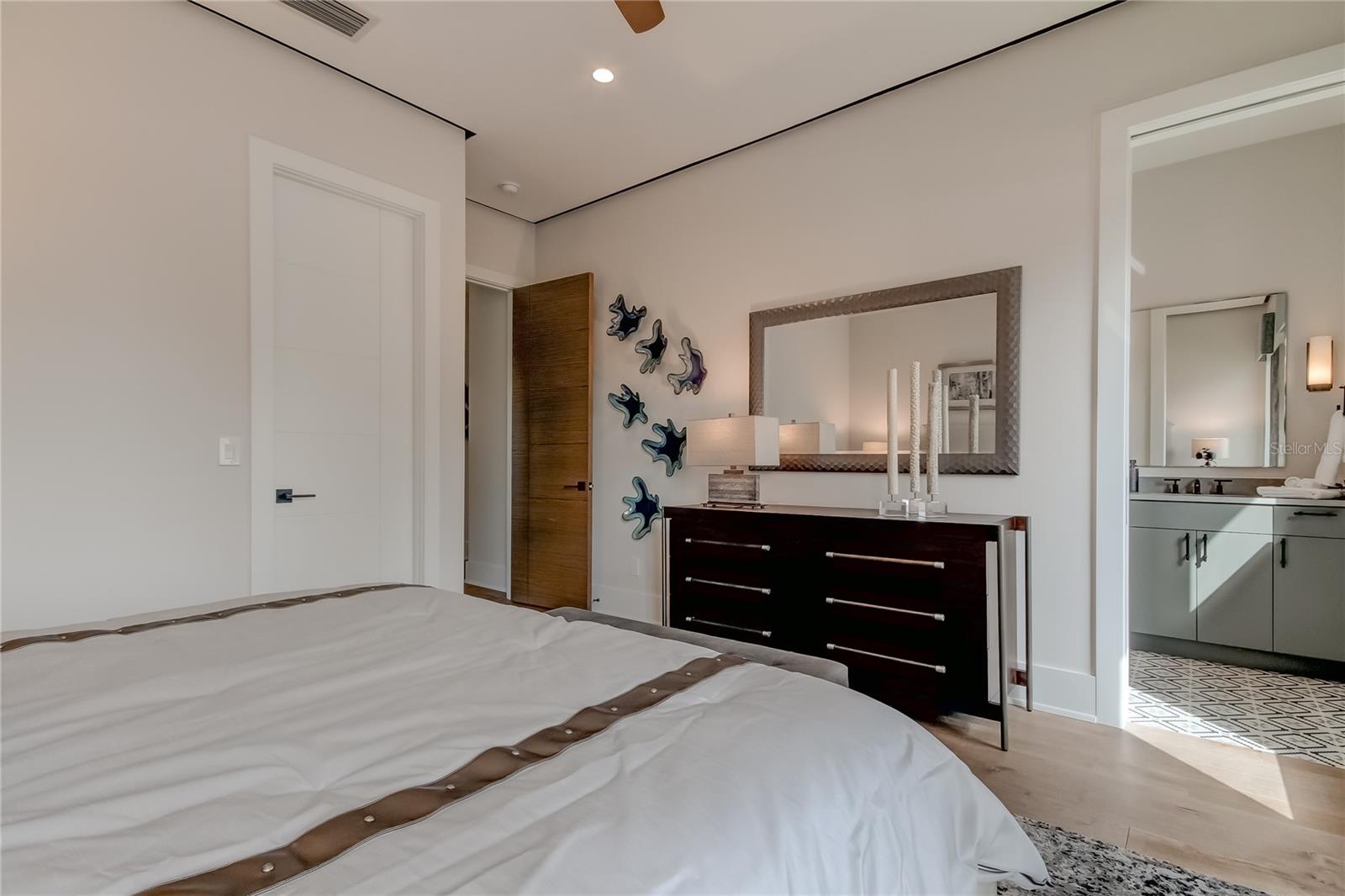 WHITE TROUT LAKE SUB - Residential