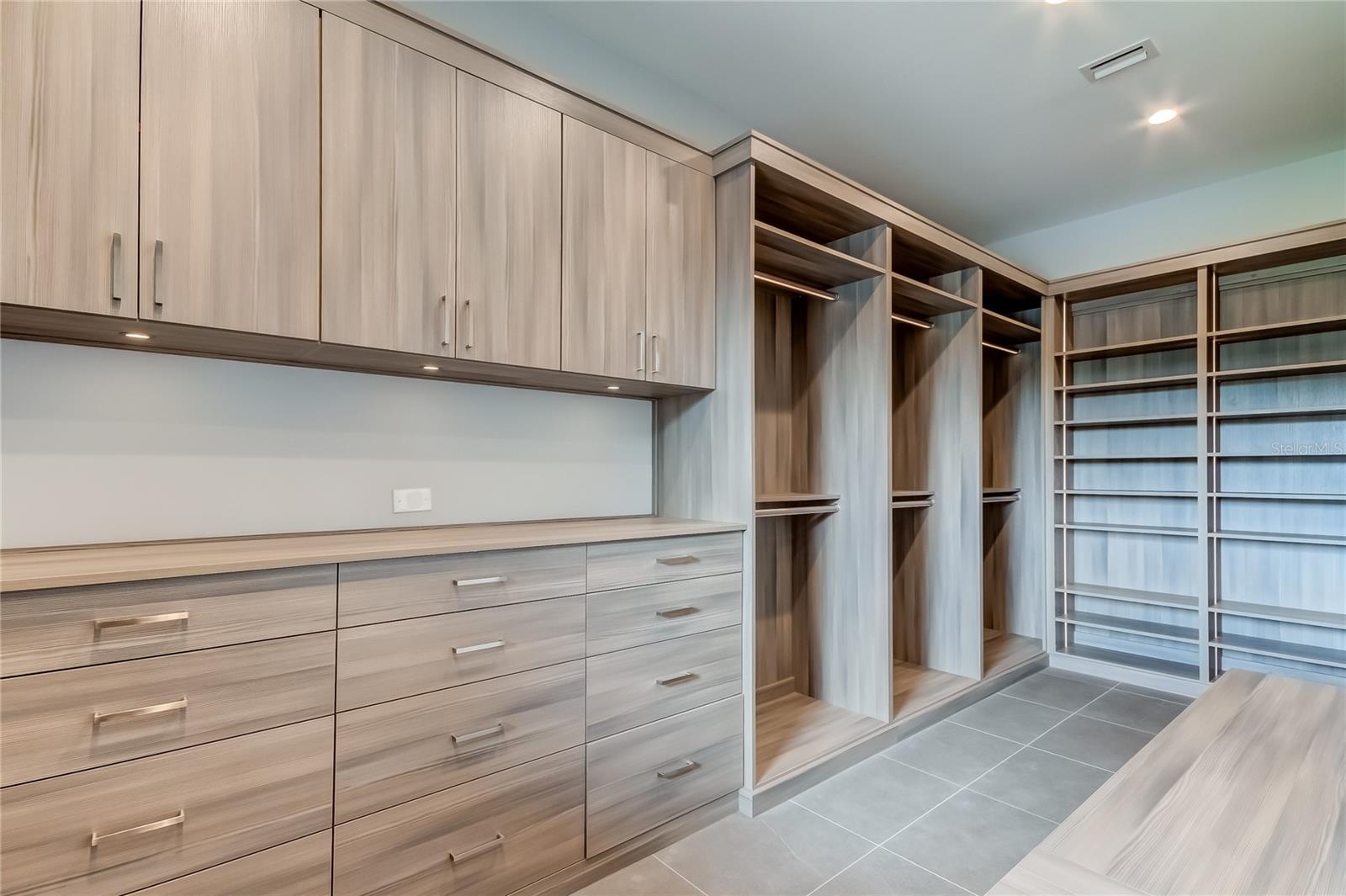 WHITE TROUT LAKE SUB - Residential