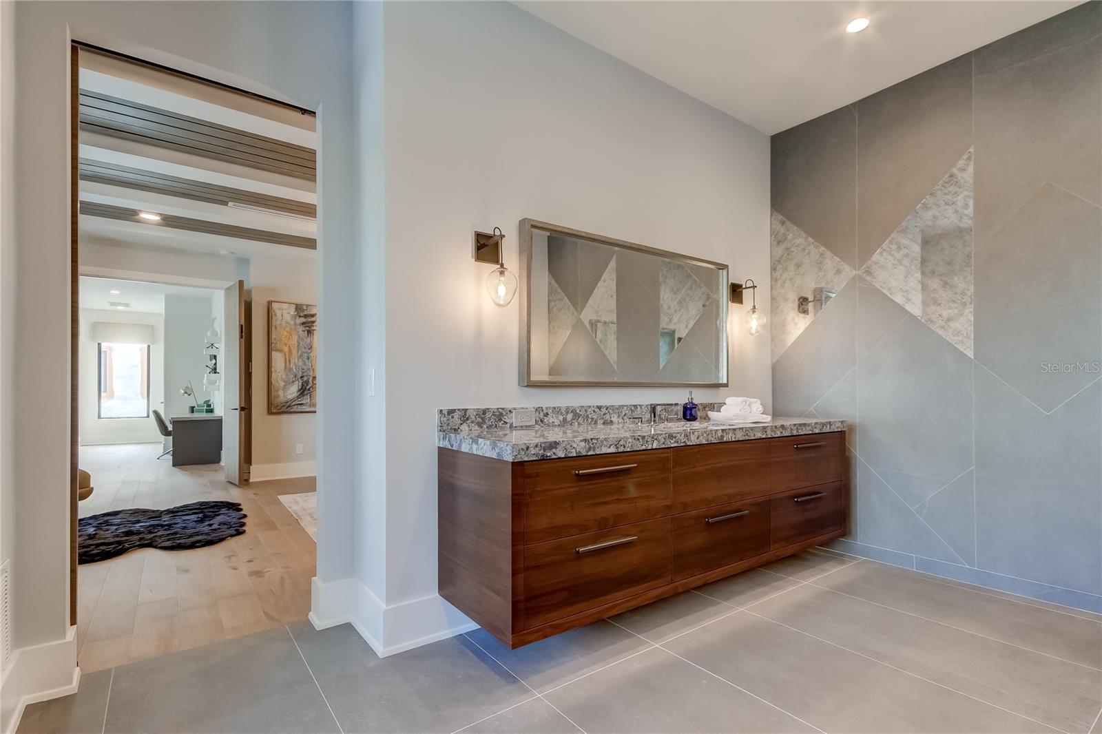 WHITE TROUT LAKE SUB - Residential