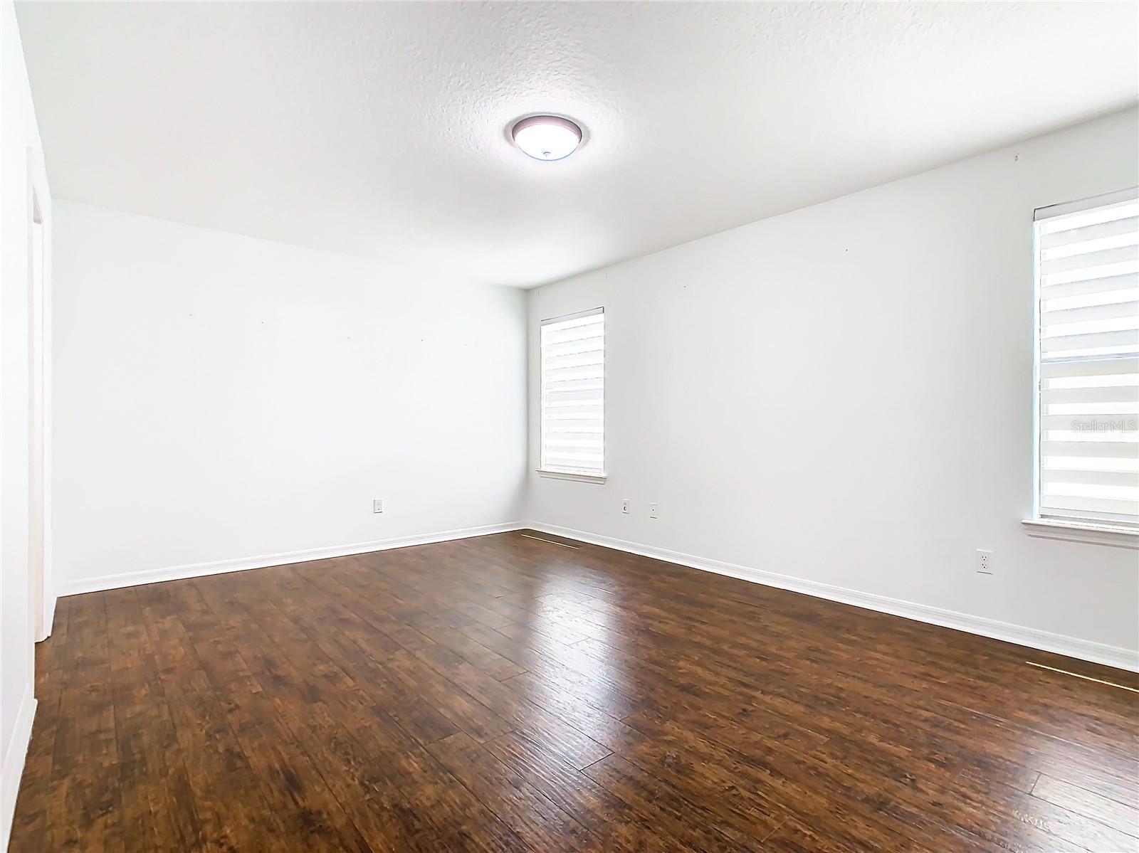 SHINGLE CREEK RESERVE AT THE OAKS PH 5 - Residential