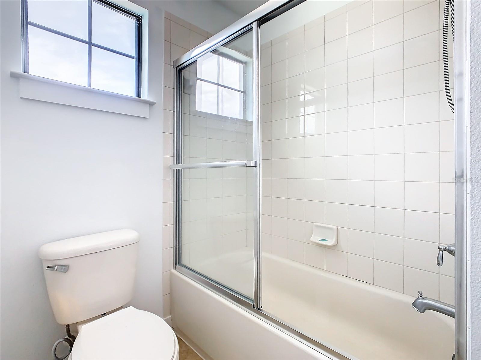 SHINGLE CREEK RESERVE AT THE OAKS PH 5 - Residential