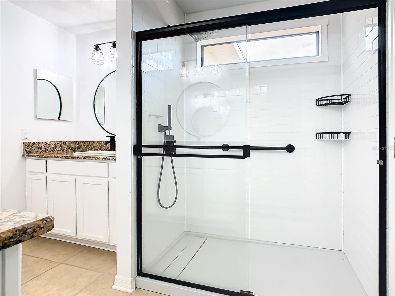 SHINGLE CREEK RESERVE AT THE OAKS PH 5 - Residential