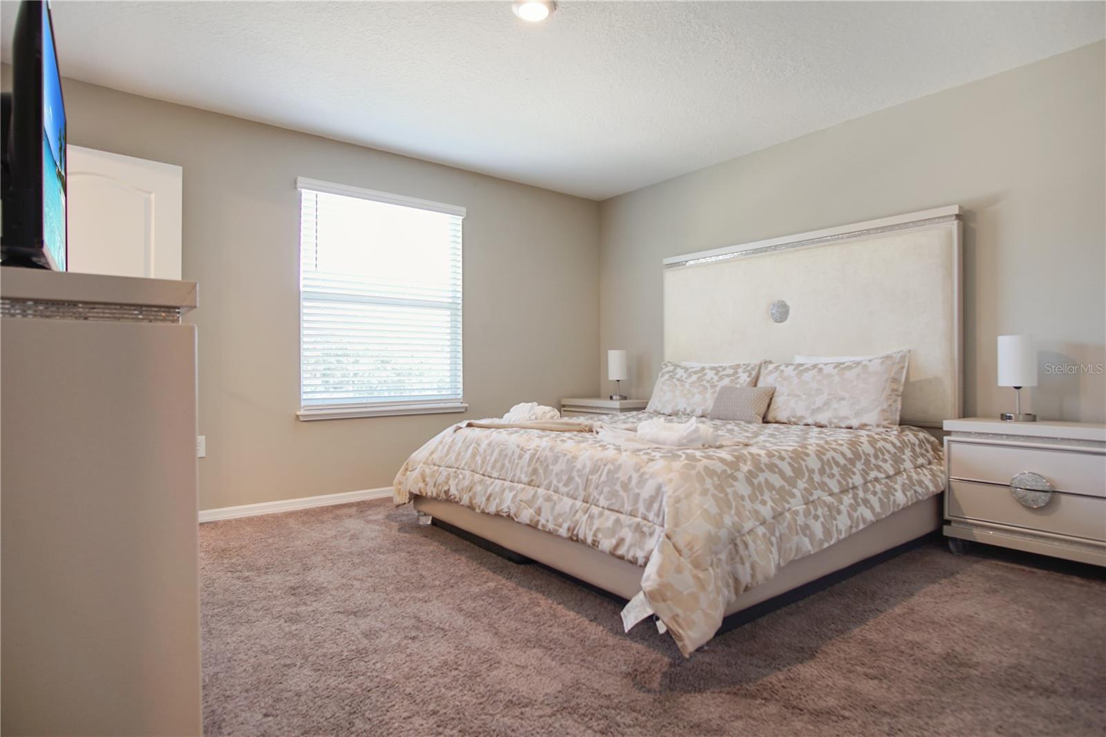 FIESTA KEY PH 2 - Residential