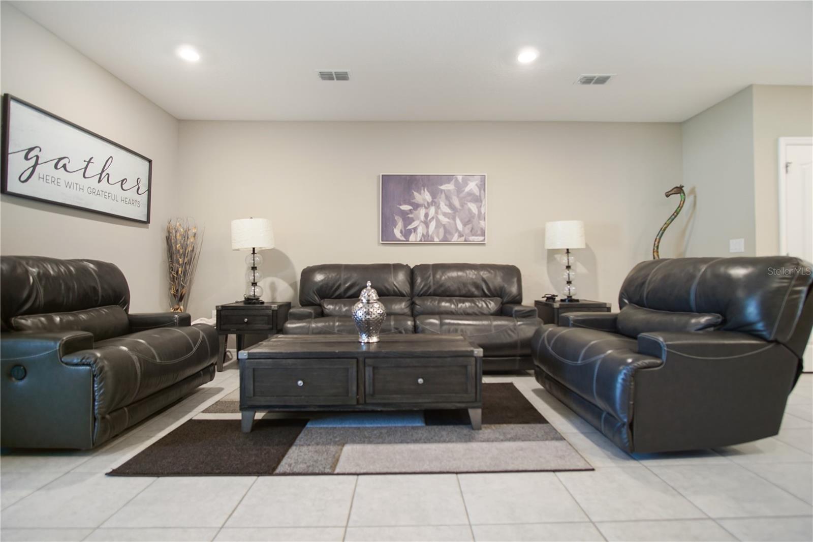 FIESTA KEY PH 2 - Residential