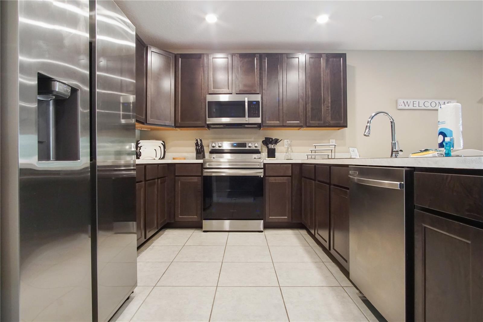 FIESTA KEY PH 2 - Residential