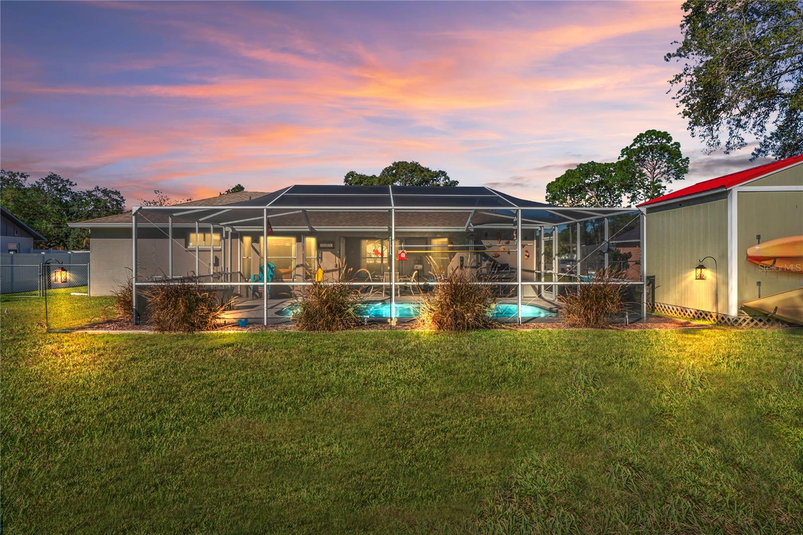 SPRING HILL - Residential