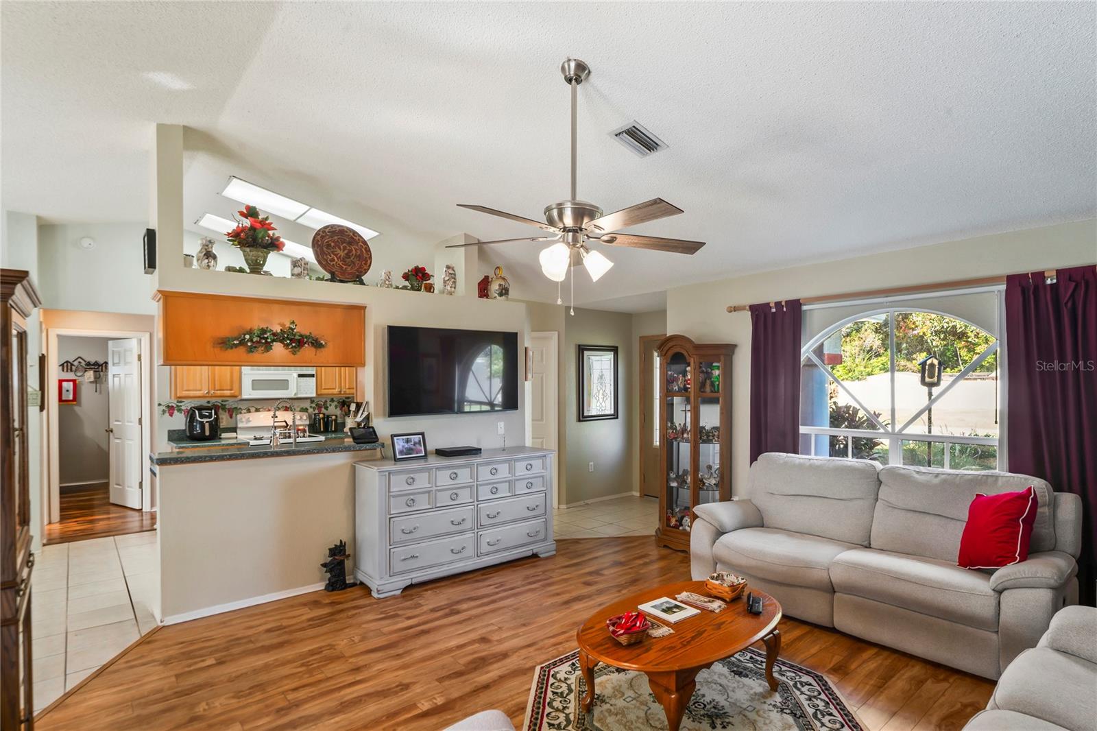 SPRING HILL - Residential