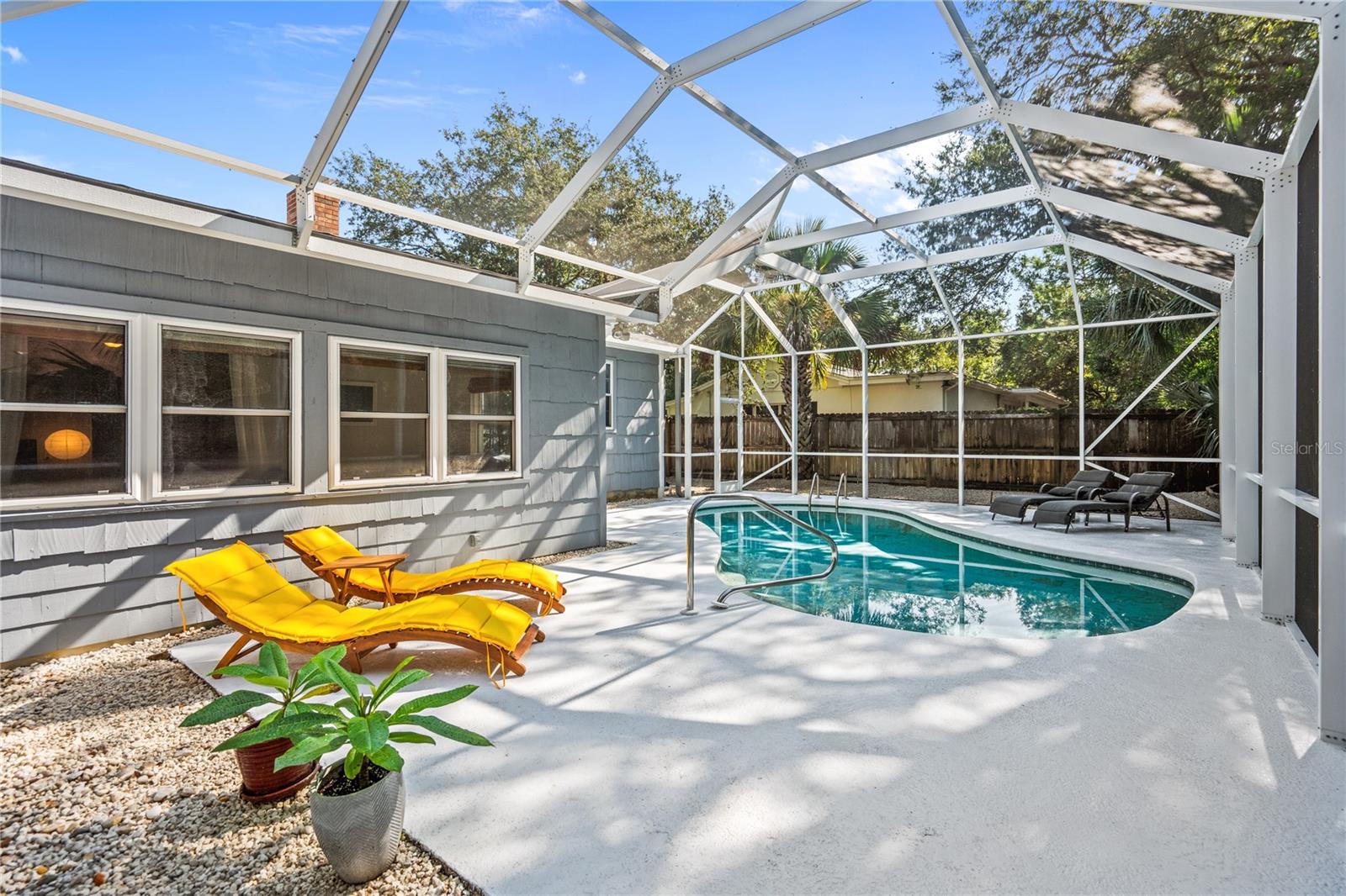 LINDA MAR SUB - Residential