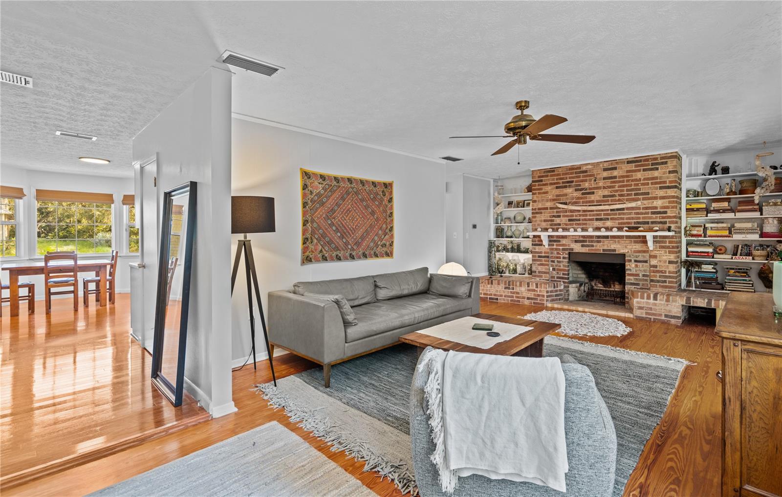 LINDA MAR SUB - Residential