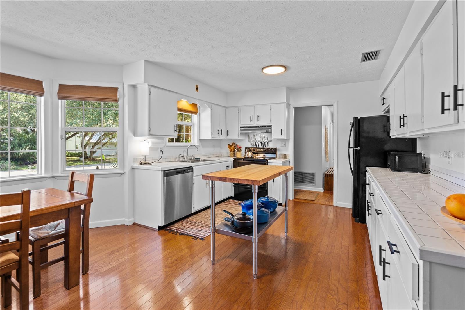 LINDA MAR SUB - Residential