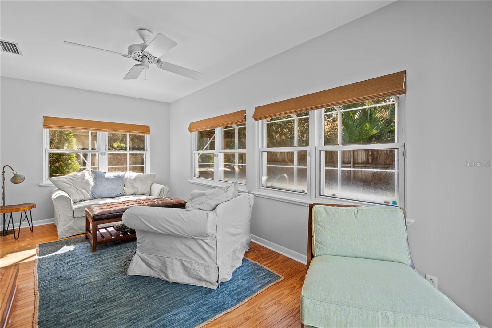 LINDA MAR SUB - Residential