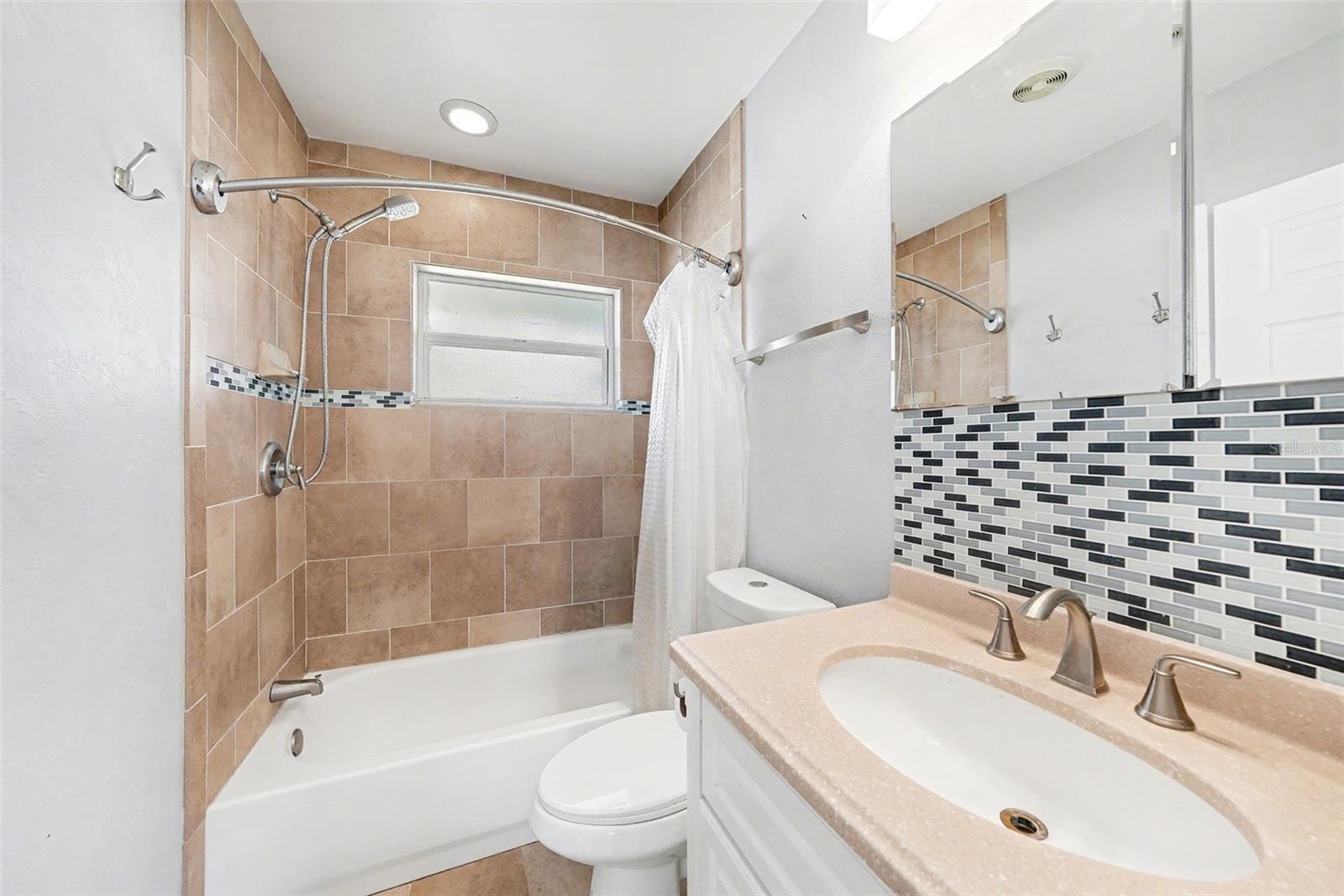 TYRONE PARK - Residential