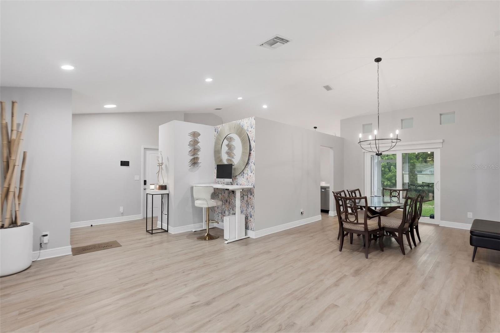 9693 58TH STREET N