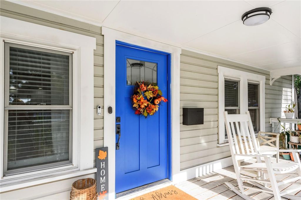 Photo of 806 E Hamilton Avenue, Tampa, FL 33604 (MLS # TB8504679)