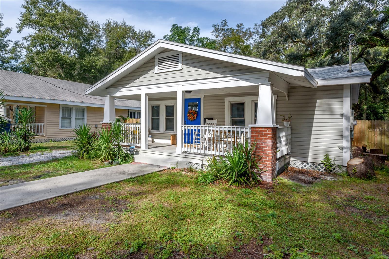 806 E HAMILTON AVENUE