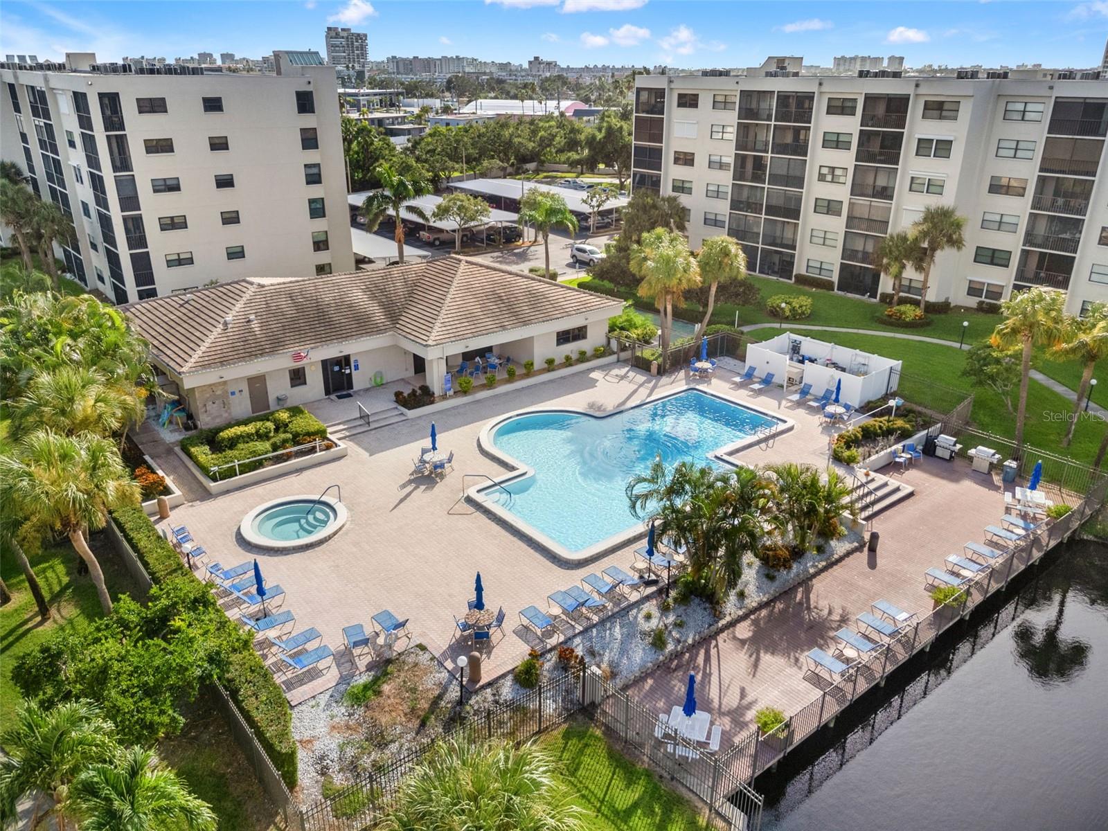 PASADENA COVE CONDO - Residential Lease