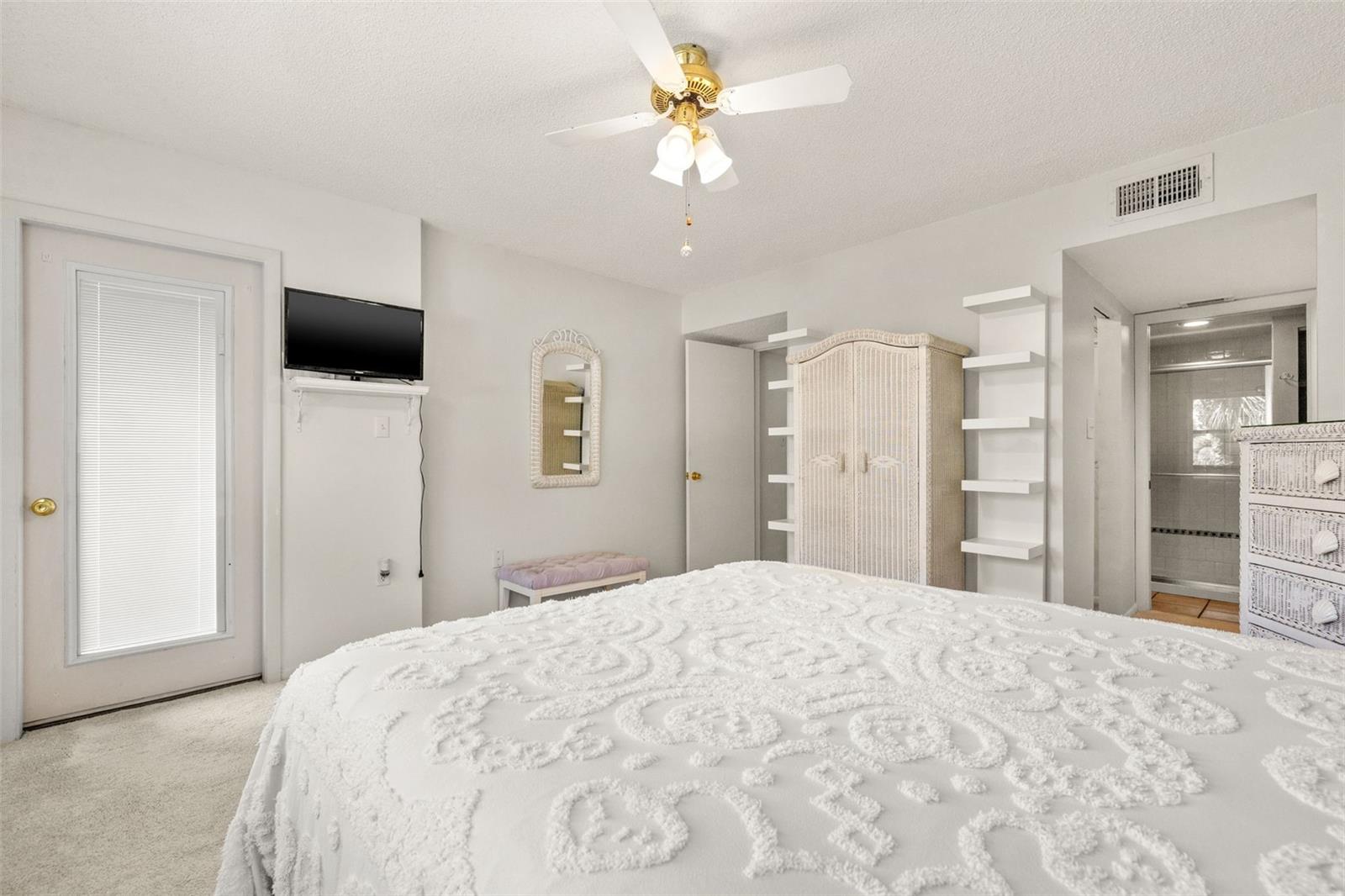 PASADENA COVE CONDO - Residential Lease