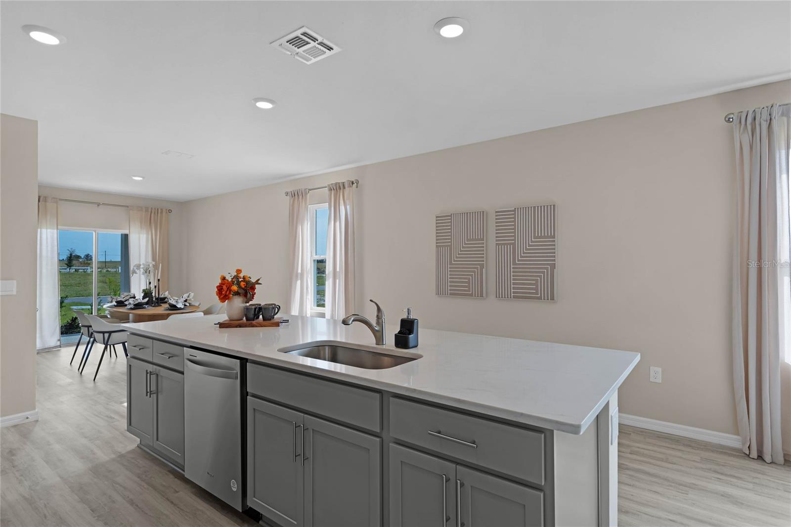 HARMONY ON LAKE ELOISE PHASE 4 - Residential