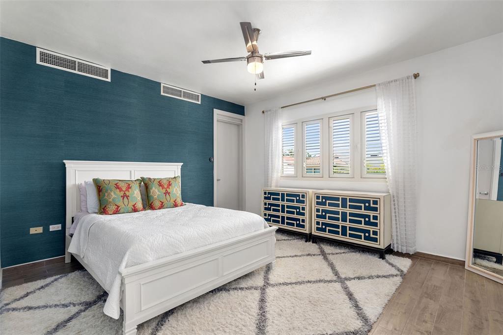 DORADO BEACH EAST - Residential