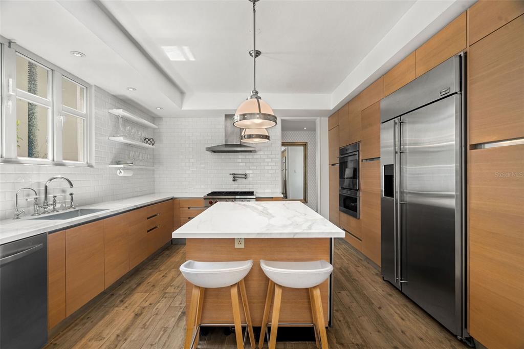 DORADO BEACH EAST - Residential