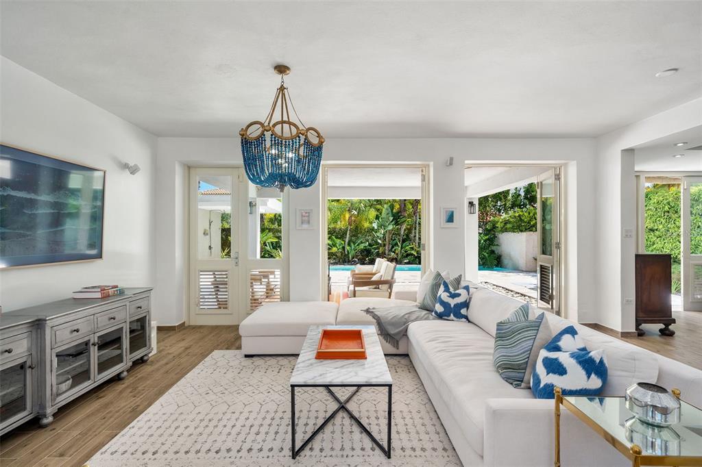 DORADO BEACH EAST - Residential