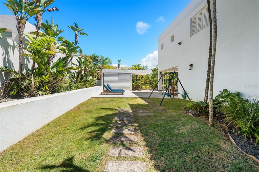 DORADO BEACH EAST - Residential