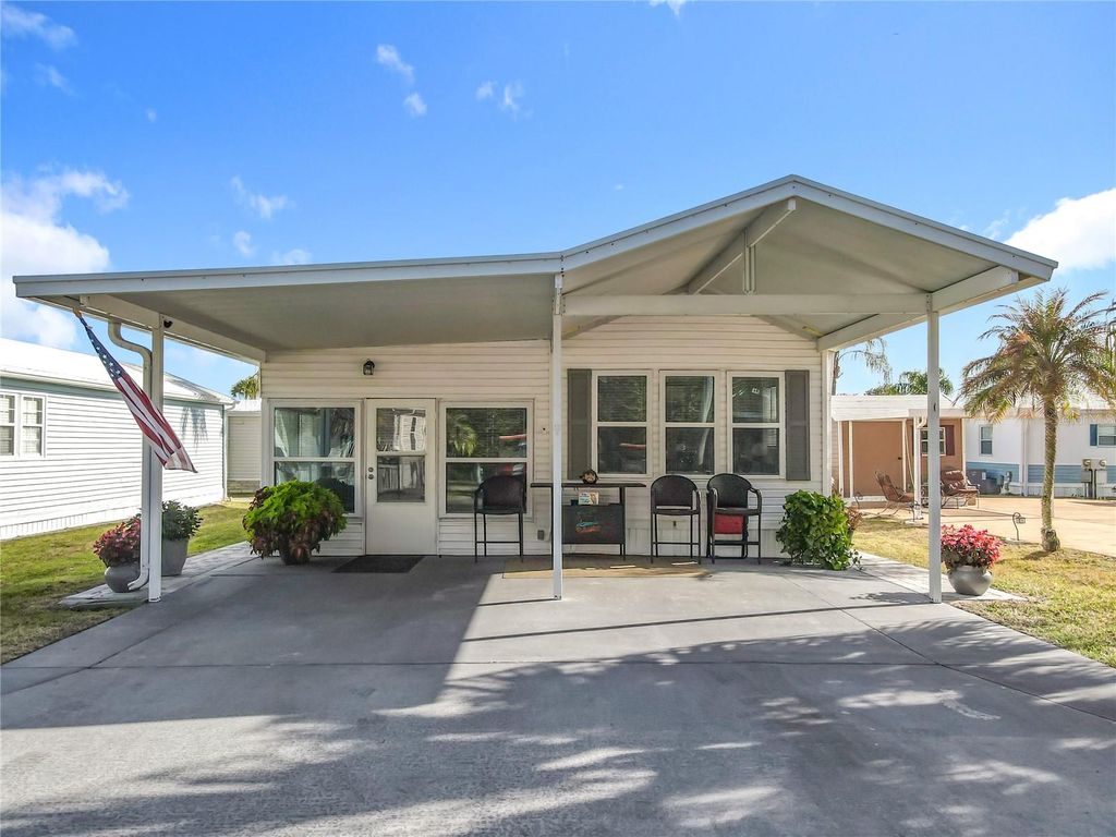 Photo of 446 Pine Loop, Frostproof, FL 33843 (MLS # TB8476060)