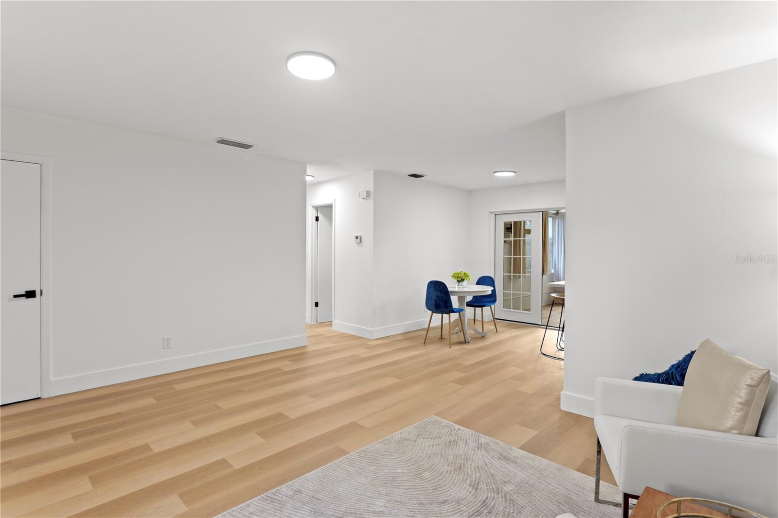 WINSTON PARK - Residential