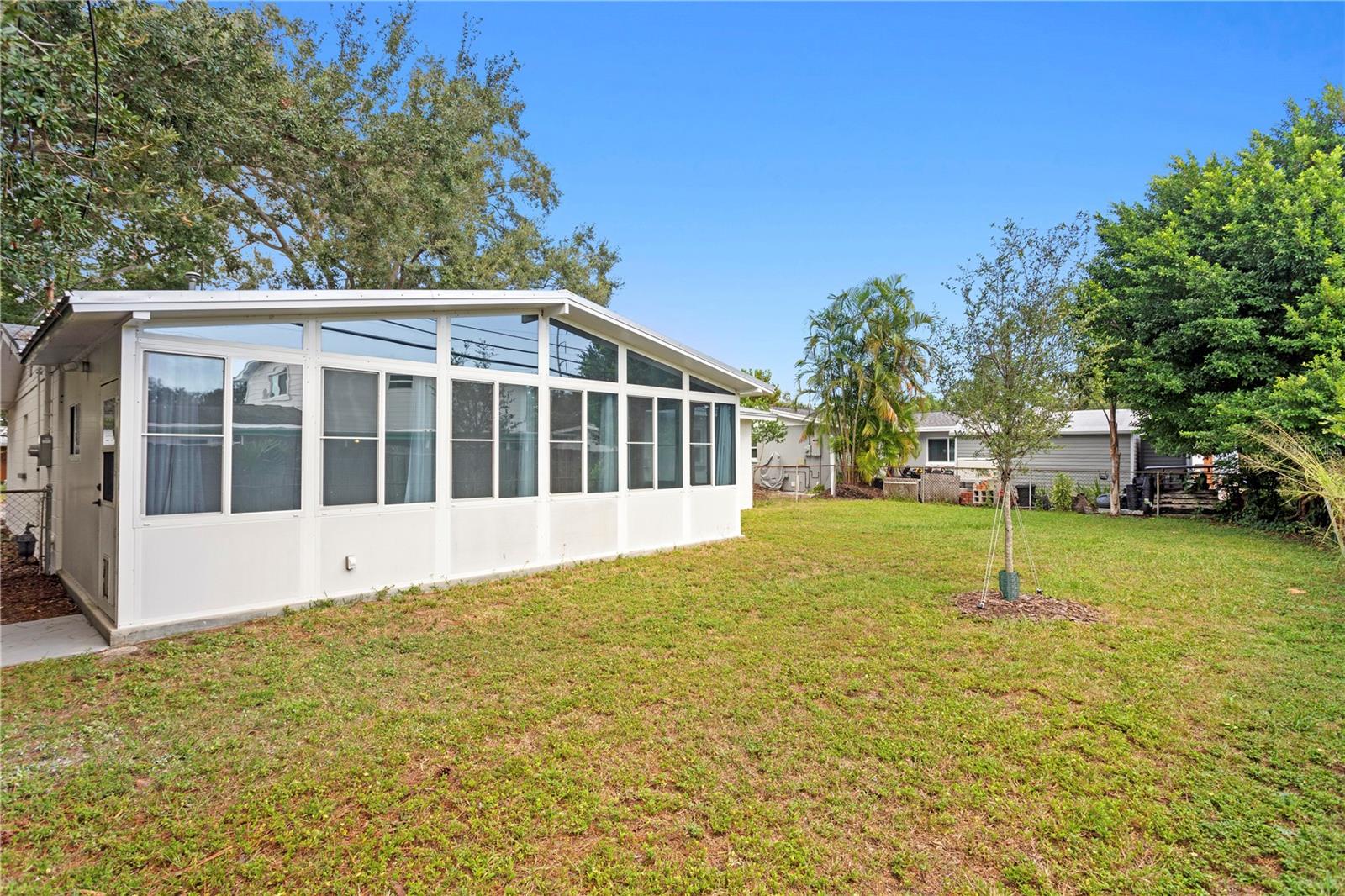 WINSTON PARK - Residential