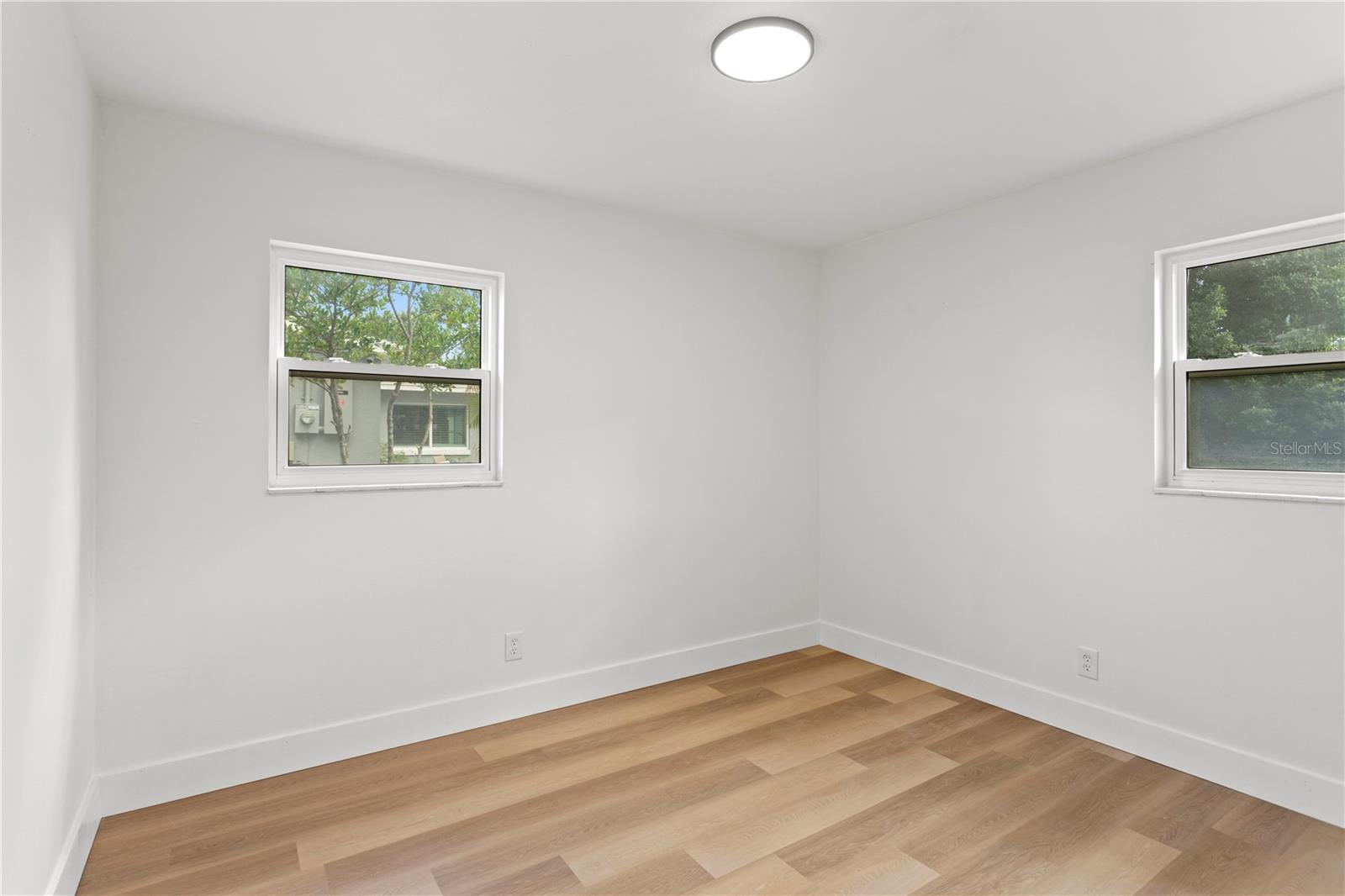 WINSTON PARK - Residential