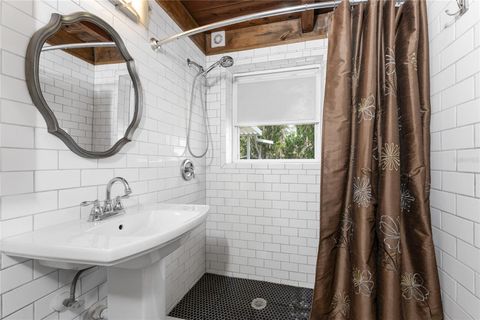 A home in ENGLEWOOD