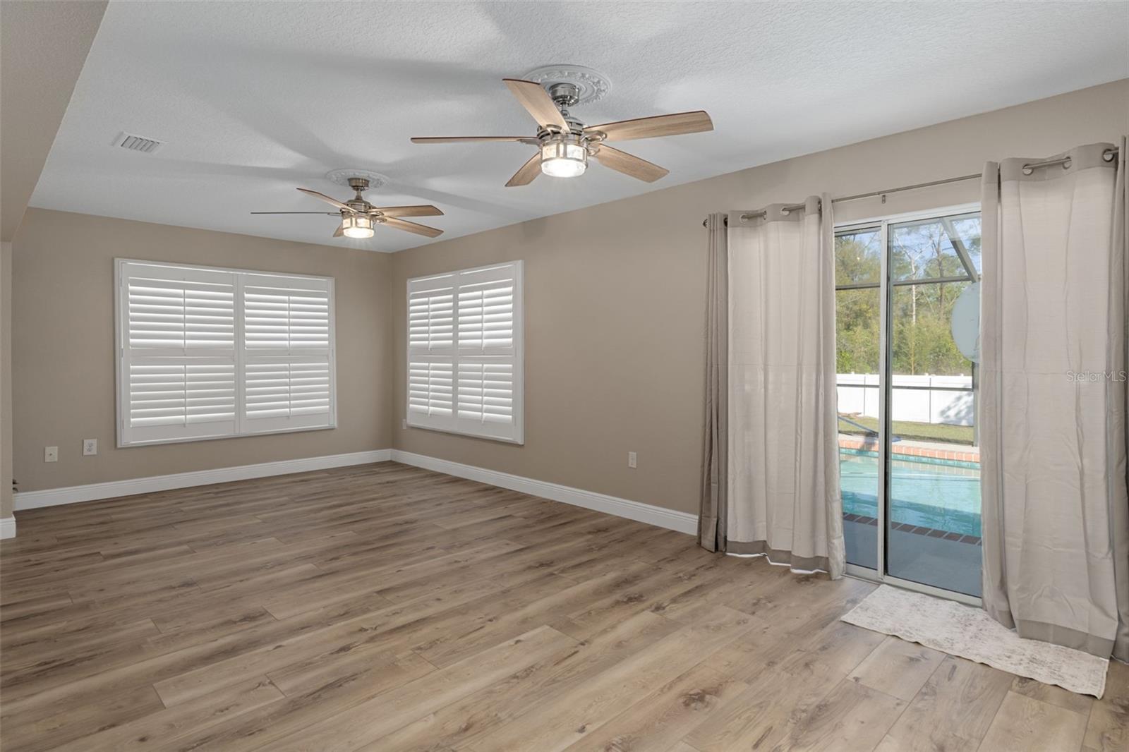 RIVER COUNTRY ESTATES - Residential