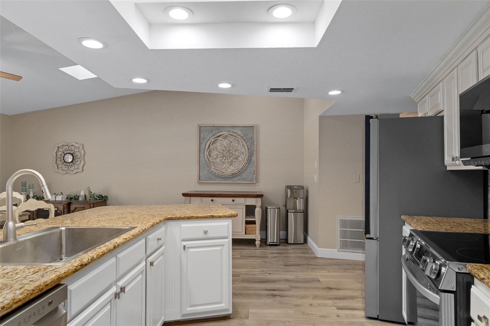 RIVER COUNTRY ESTATES - Residential