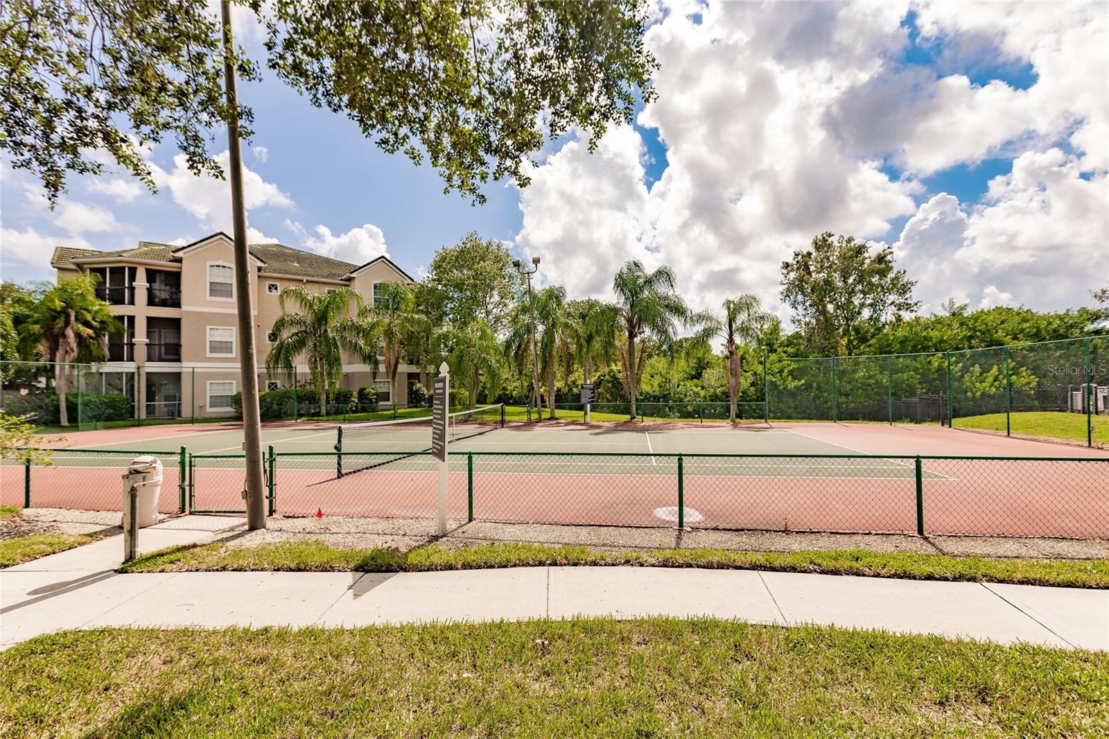 SERENADE ON PALMER RANCH - Residential