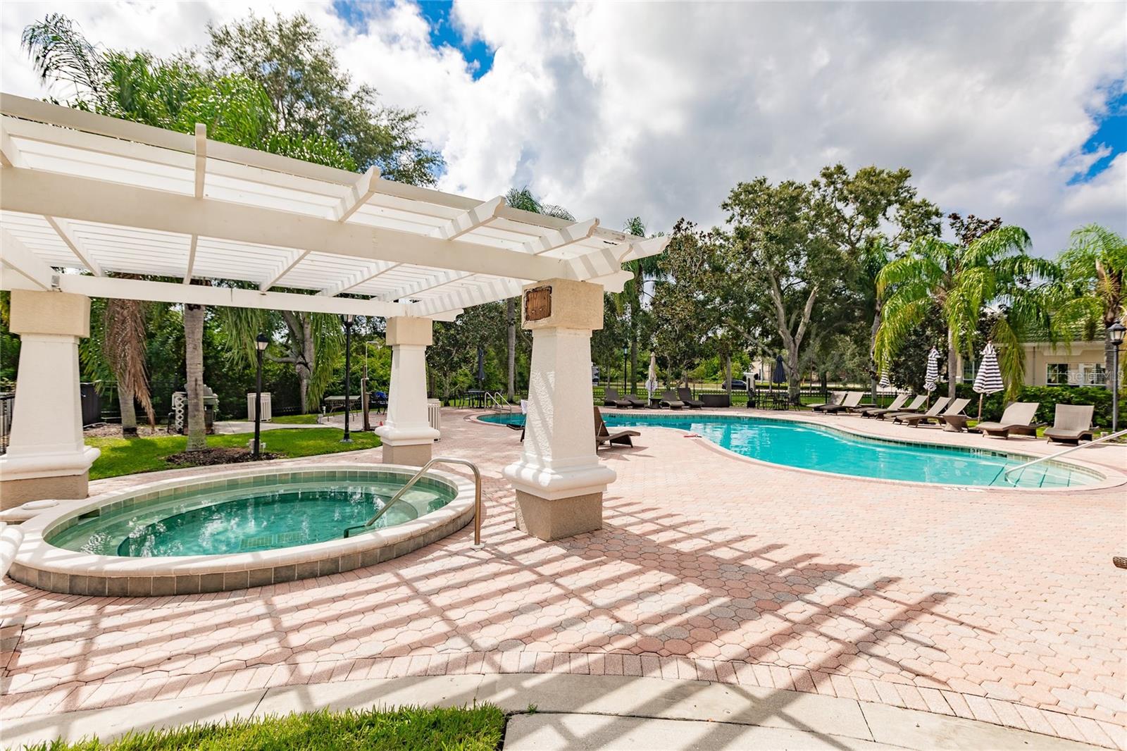 SERENADE ON PALMER RANCH - Residential