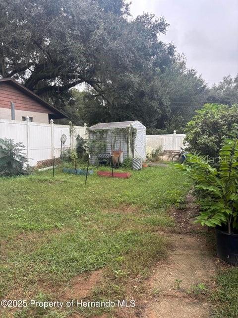 BRYANTS LAKE VIEW MANOR - Residential